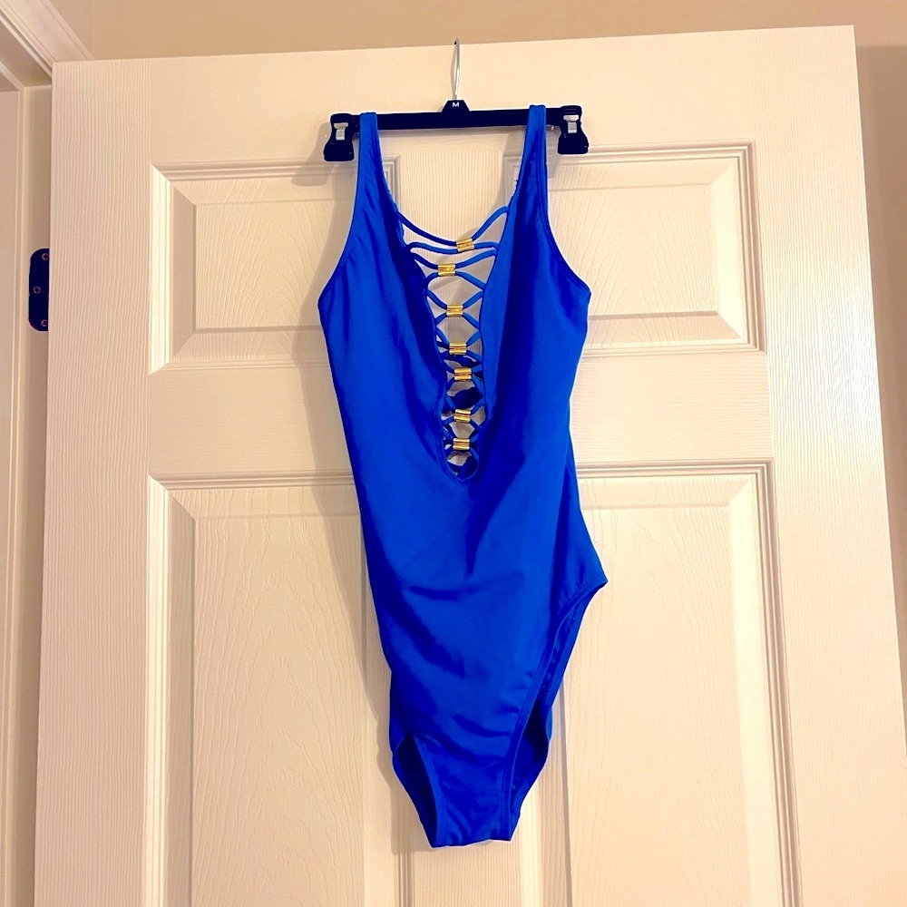 One piece swimsuit